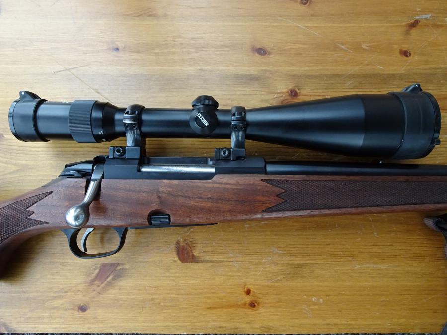 Tikka M595 DLX Rifle